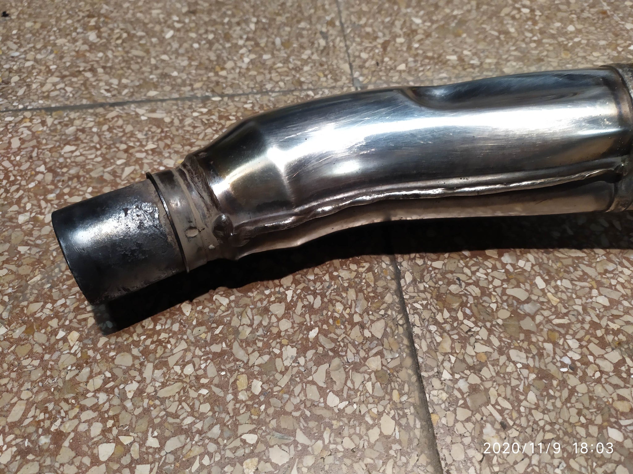 Silencieux D'échappement D'origine SUZUKI GSXR1100 - Modèle Droit 40c0 BT2949 - Occasion En état De Marche